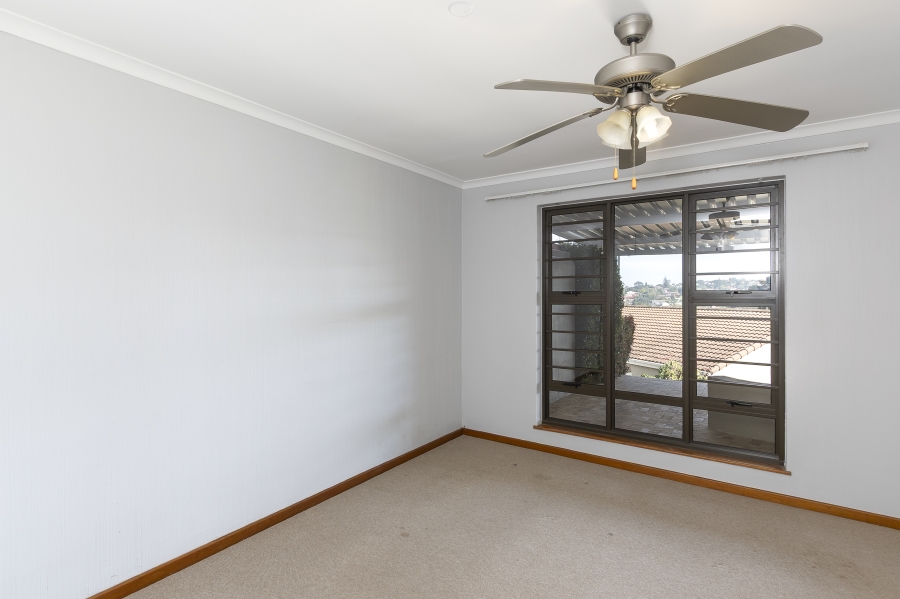 To Let 3 Bedroom Property for Rent in Helena Heights Western Cape